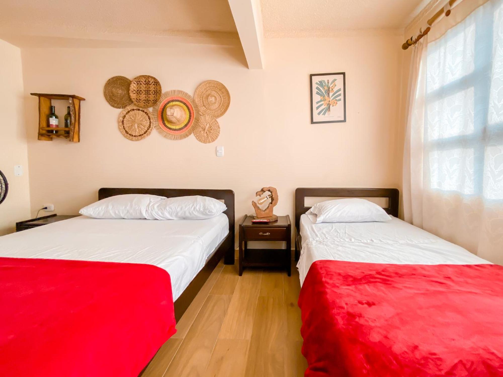La Rosa Nautica Hostel 과두아스 외부 사진