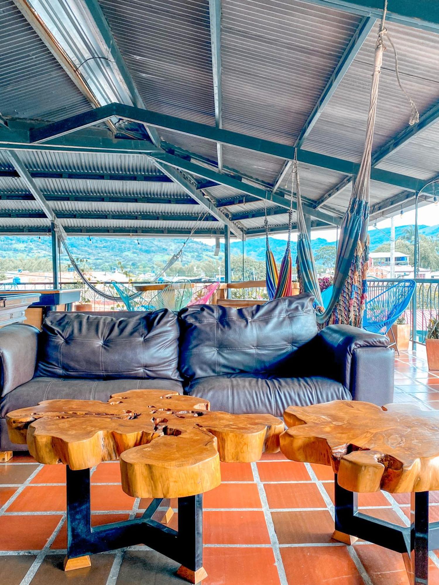 La Rosa Nautica Hostel 과두아스 외부 사진