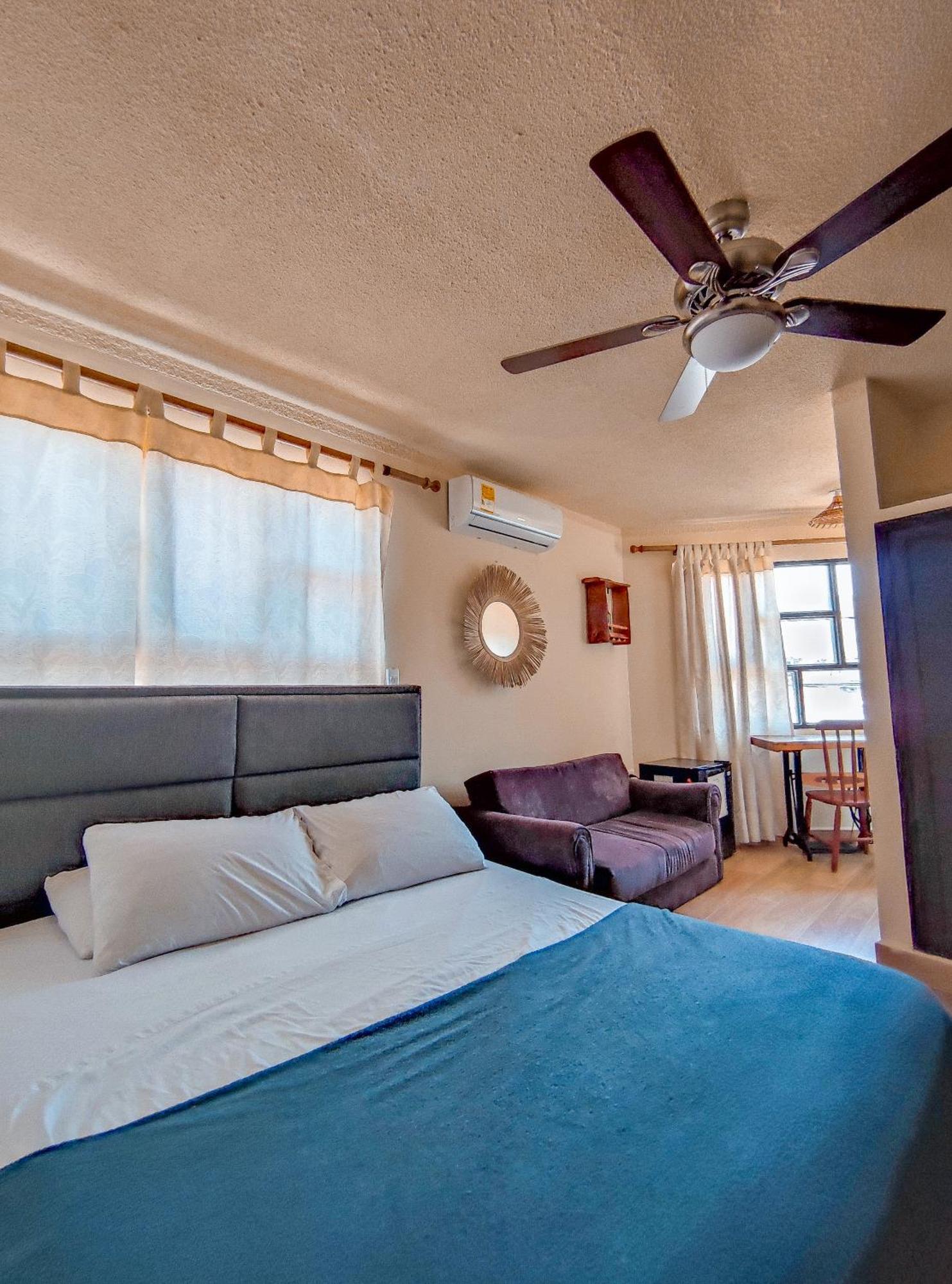 La Rosa Nautica Hostel 과두아스 외부 사진