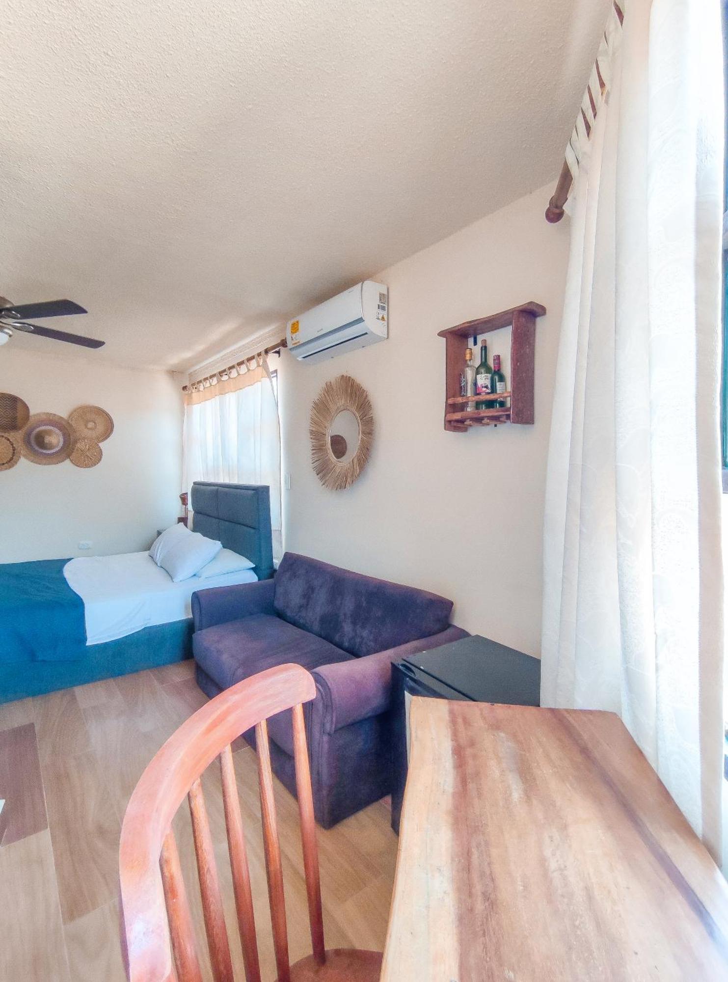 La Rosa Nautica Hostel 과두아스 외부 사진