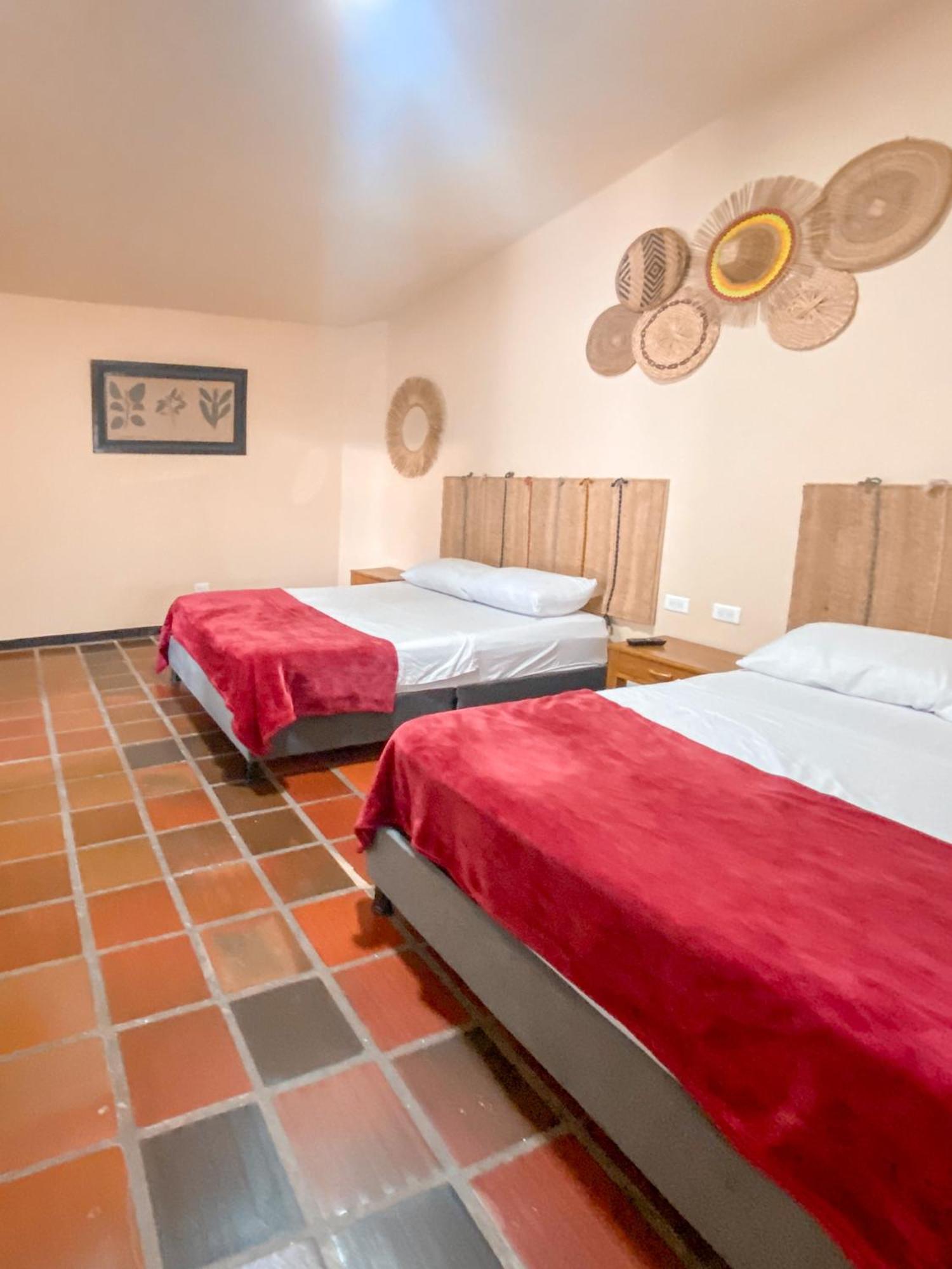 La Rosa Nautica Hostel 과두아스 객실 사진
